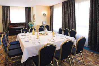 Le Parc Des Fees Retaurant & 3*